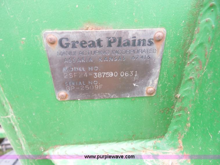 image for item BZ9687 Great Plains Solid Stand 24 grain drill