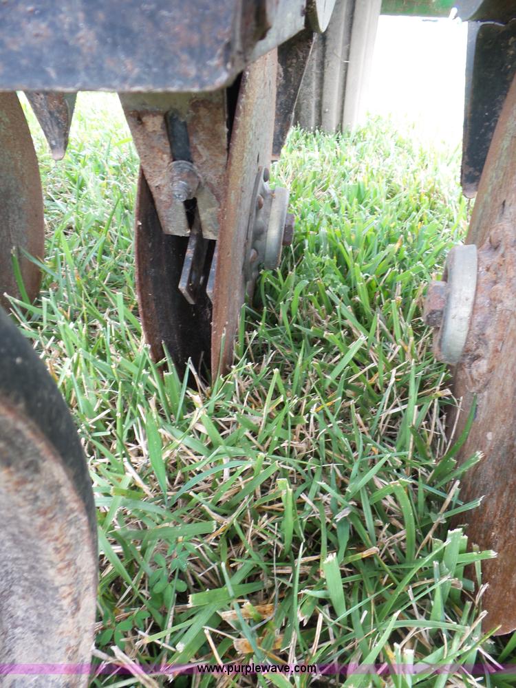 image for item BZ9687 Great Plains Solid Stand 24 grain drill