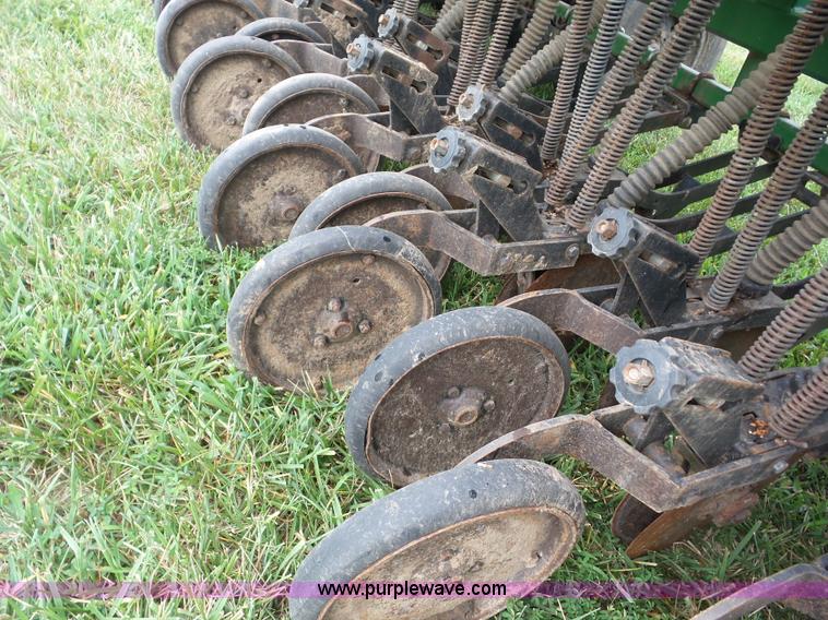 image for item BZ9687 Great Plains Solid Stand 24 grain drill