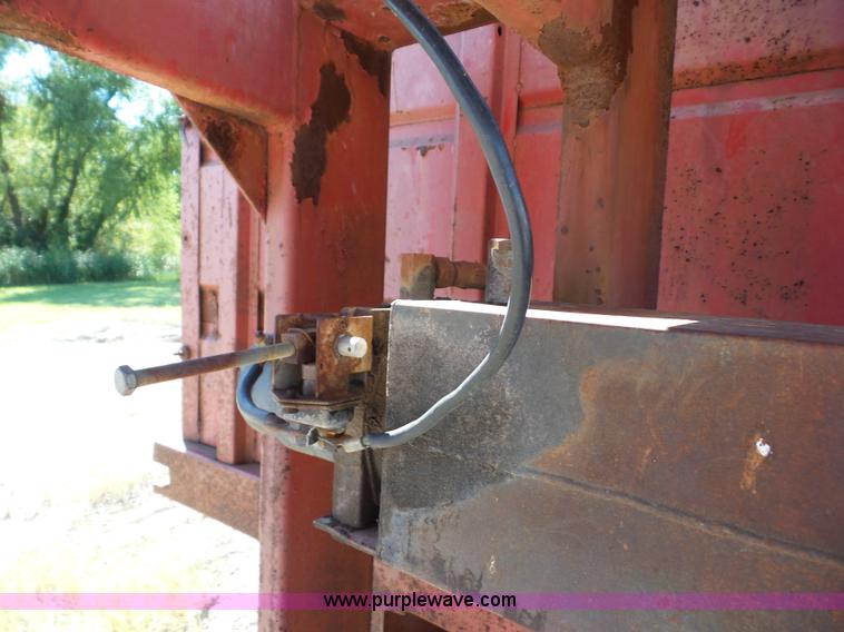 image for item BZ9695 Dump bed grain trailer