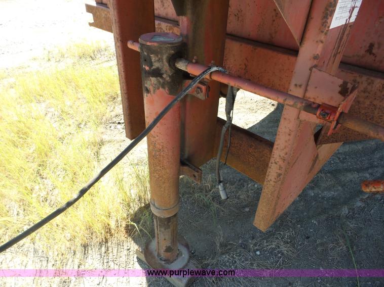 image for item BZ9695 Dump bed grain trailer