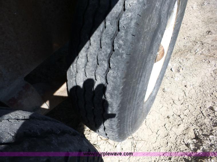 image for item BZ9695 Dump bed grain trailer