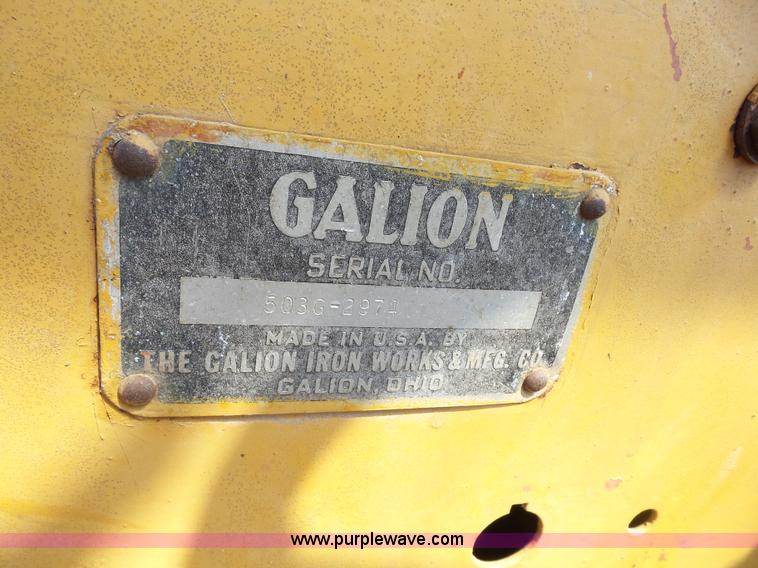 image for item BZ9697 1965 Galion 503L ridgid frame motor grader