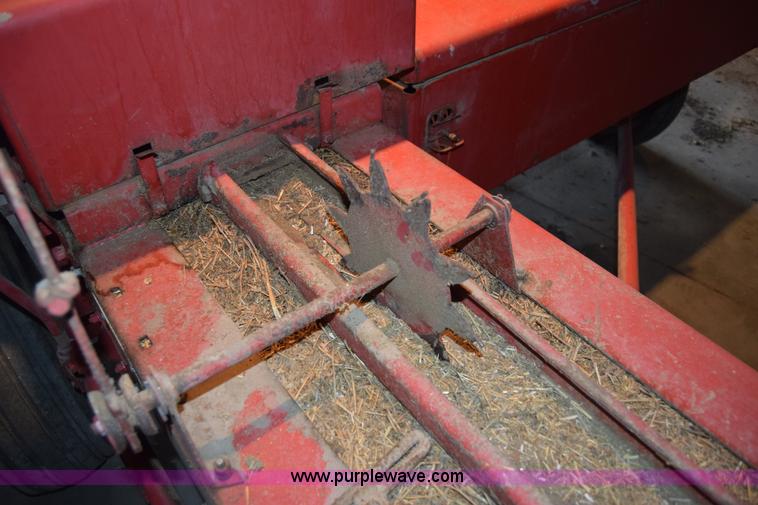 image for item CA9811 Massey-Ferguson 124 small square baler