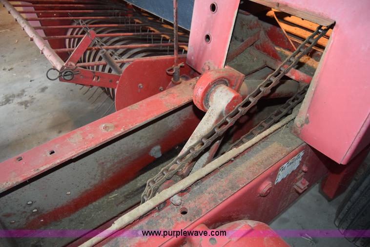 image for item CA9811 Massey-Ferguson 124 small square baler