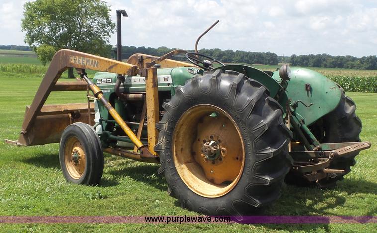 image for item CC9503 1964 Oliver 550 tractor