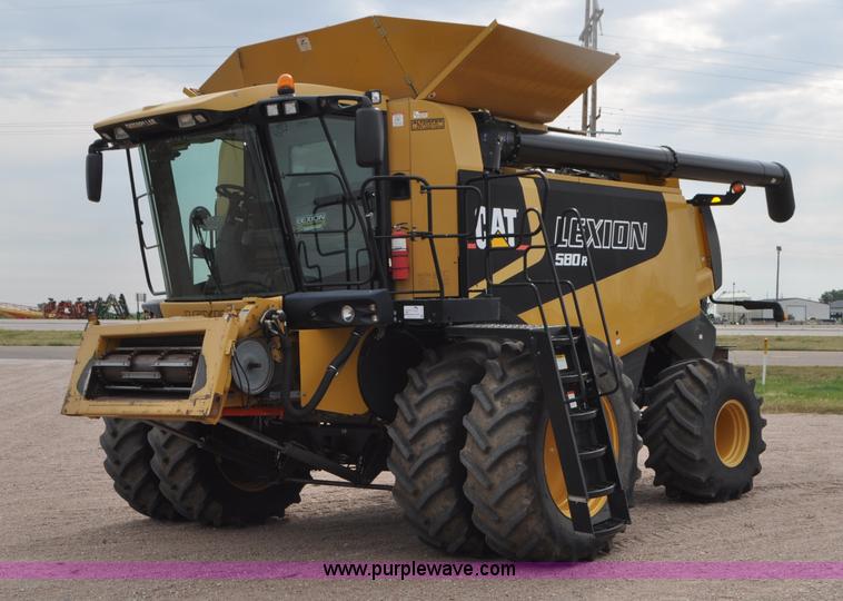 image for item G7472 2006 Lexion 580R combine