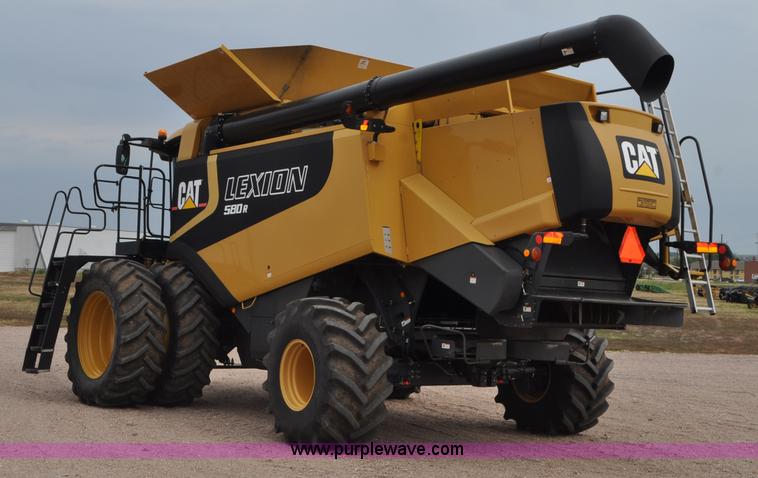image for item G7472 2006 Lexion 580R combine