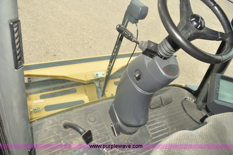 image for item G7472 2006 Lexion 580R combine