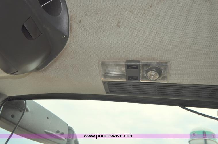 image for item G7472 2006 Lexion 580R combine