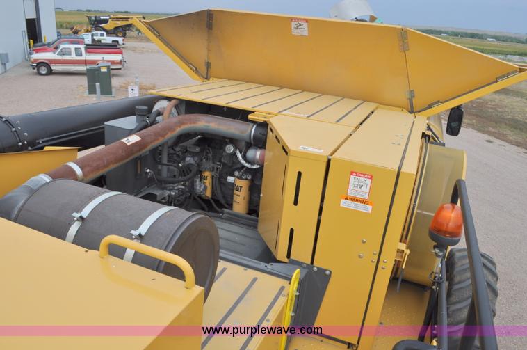 image for item G7472 2006 Lexion 580R combine