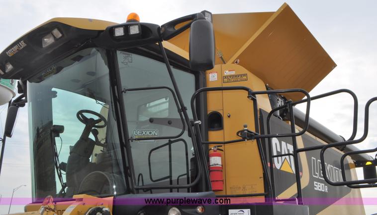 image for item G7472 2006 Lexion 580R combine