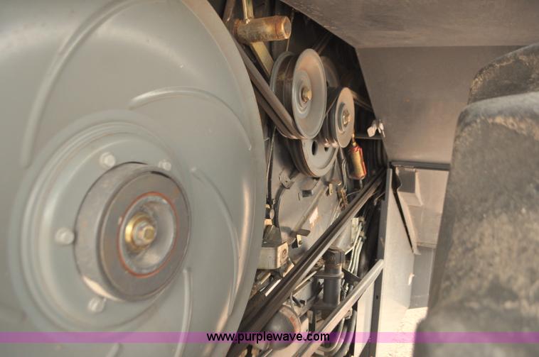 image for item G7472 2006 Lexion 580R combine