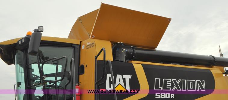 image for item G7472 2006 Lexion 580R combine