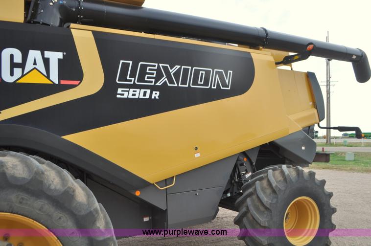 image for item G7472 2006 Lexion 580R combine