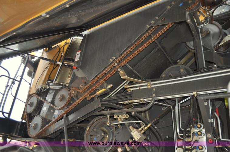 image for item G7472 2006 Lexion 580R combine