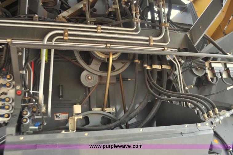 image for item G7472 2006 Lexion 580R combine