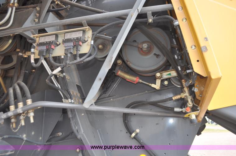 image for item G7472 2006 Lexion 580R combine