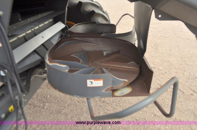 image for item G7472 2006 Lexion 580R combine