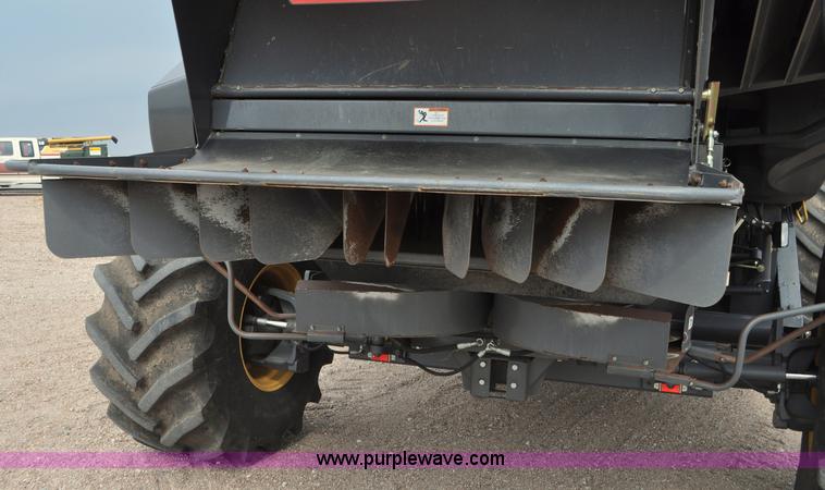 image for item G7472 2006 Lexion 580R combine