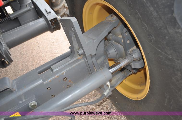 image for item G7472 2006 Lexion 580R combine