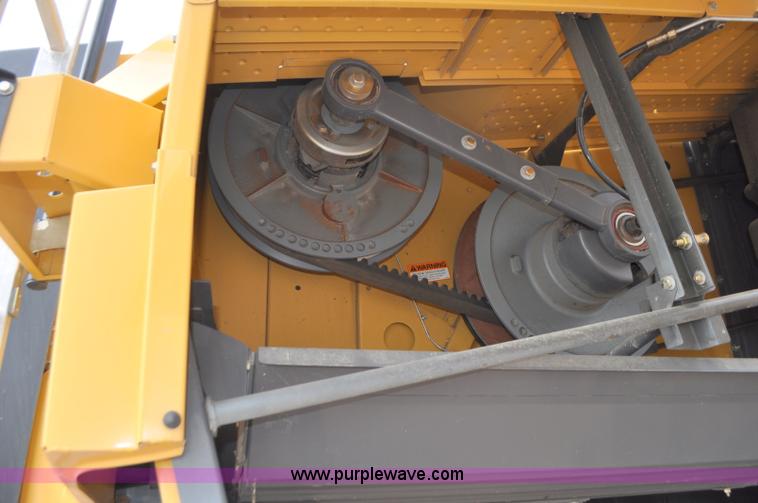 image for item G7472 2006 Lexion 580R combine