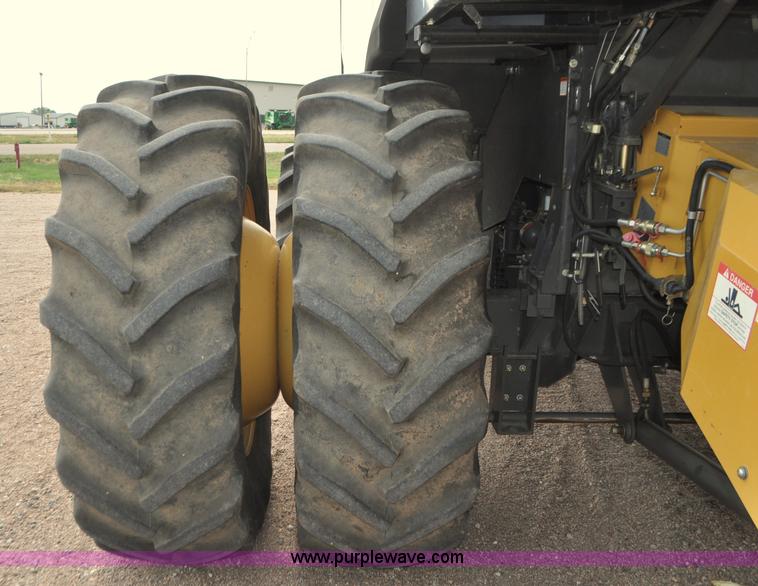 image for item G7472 2006 Lexion 580R combine