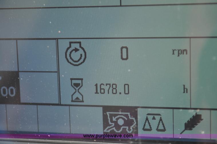 image for item G7472 2006 Lexion 580R combine