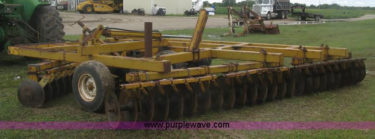 image for item J2752 Off-set disk harrow
