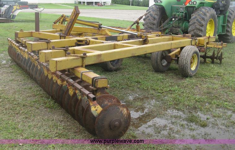 image for item J2752 Off-set disk harrow