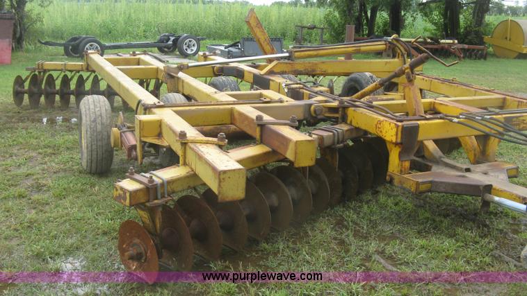 image for item J2752 Off-set disk harrow
