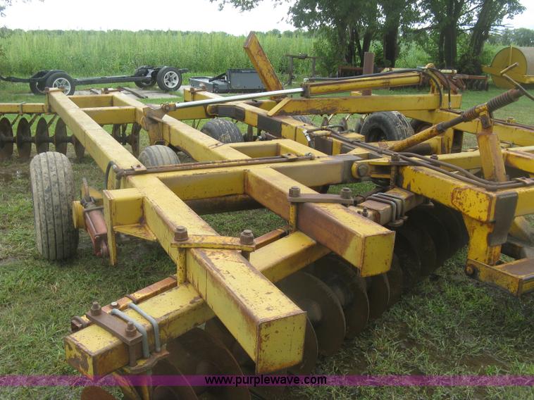 image for item J2752 Off-set disk harrow