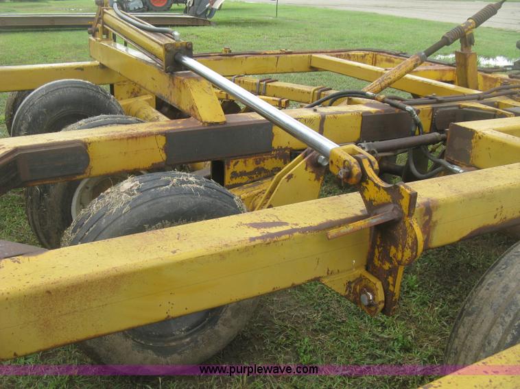 image for item J2752 Off-set disk harrow