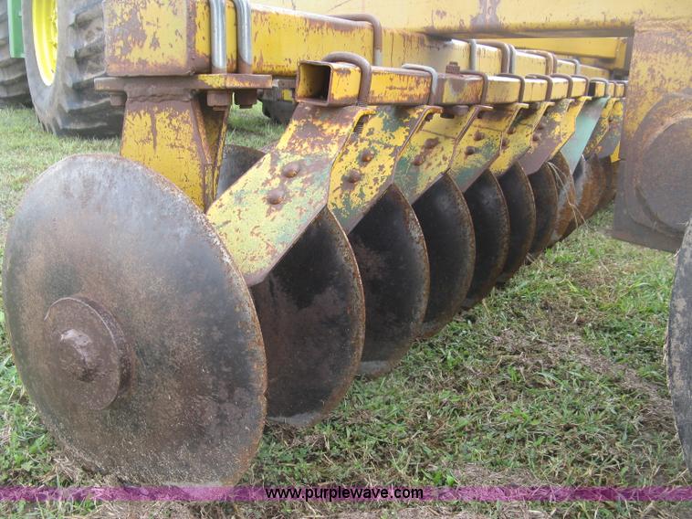 image for item J2752 Off-set disk harrow