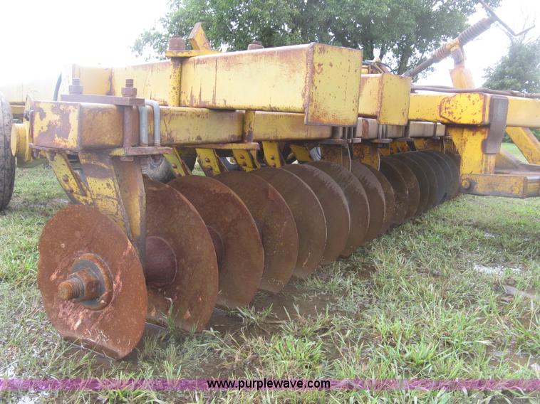 image for item J2752 Off-set disk harrow