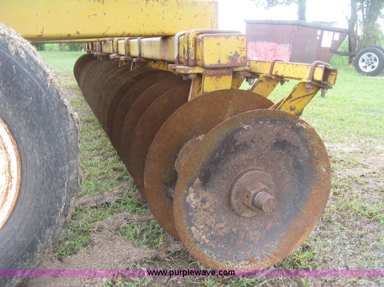 image for item J2752 Off-set disk harrow