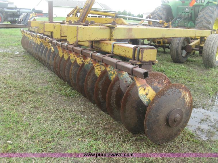 image for item J2752 Off-set disk harrow