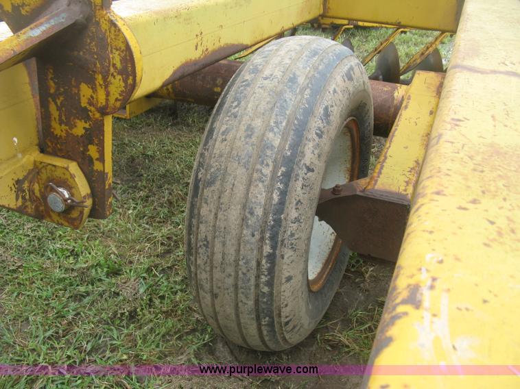 image for item J2752 Off-set disk harrow