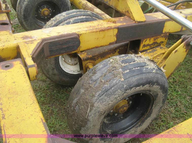 image for item J2752 Off-set disk harrow