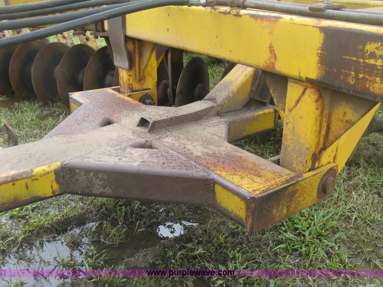 image for item J2752 Off-set disk harrow