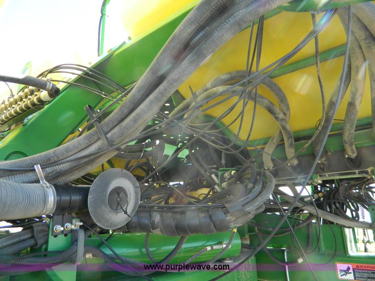 image for item J5110 2008 John Deere 1770NT CCS planter