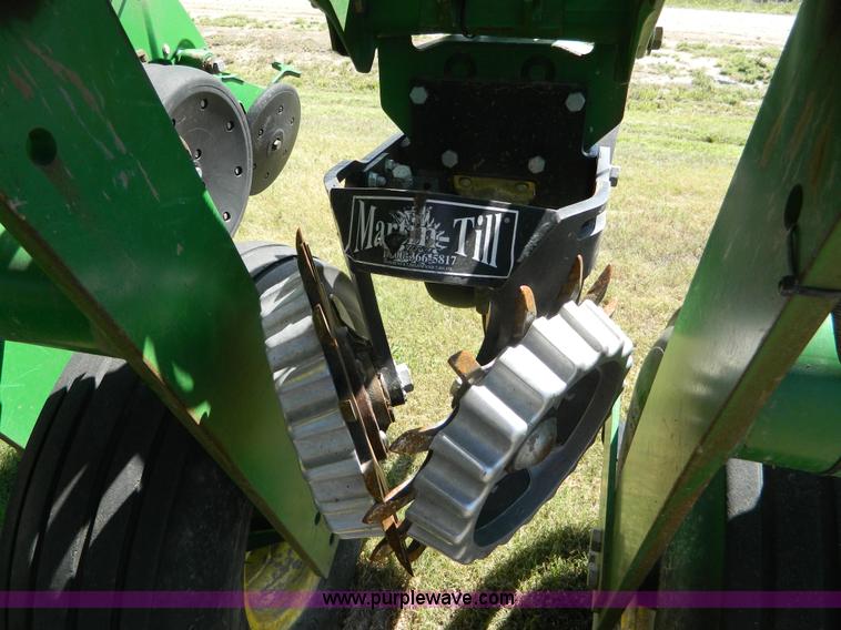 image for item J5110 2008 John Deere 1770NT CCS planter