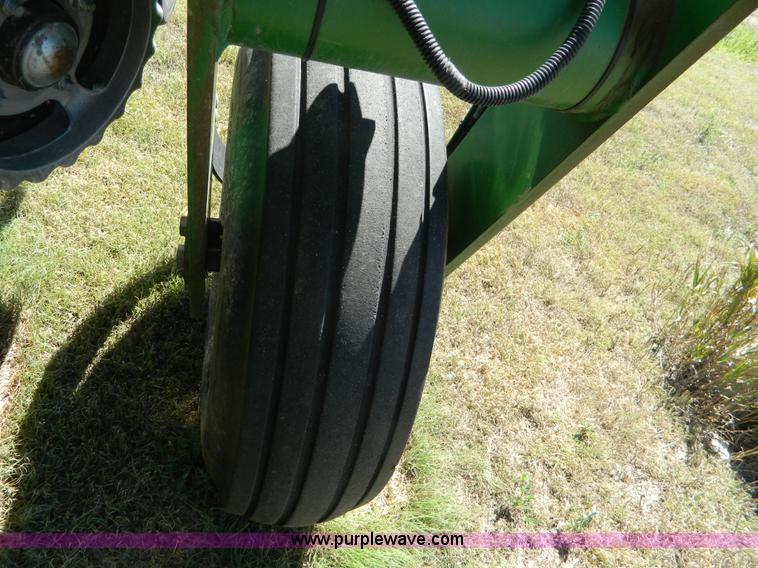 image for item J5110 2008 John Deere 1770NT CCS planter