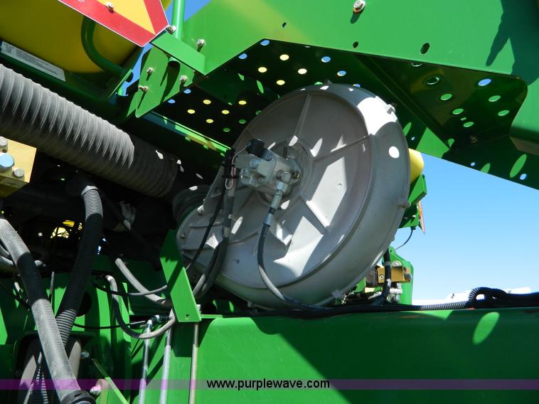 image for item J5110 2008 John Deere 1770NT CCS planter
