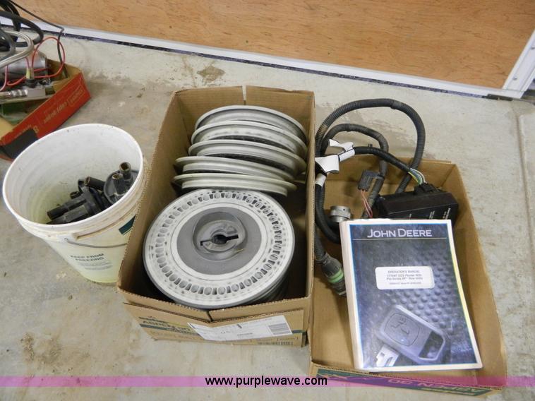 image for item J5110 2008 John Deere 1770NT CCS planter