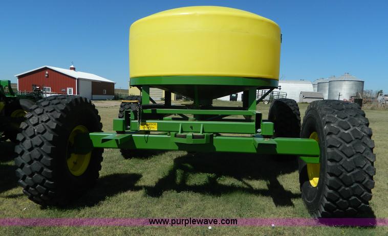 image for item J5111 2013 JD Skiles liquid cart row tracker