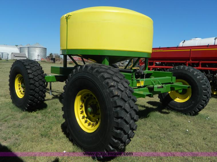 image for item J5111 2013 JD Skiles liquid cart row tracker