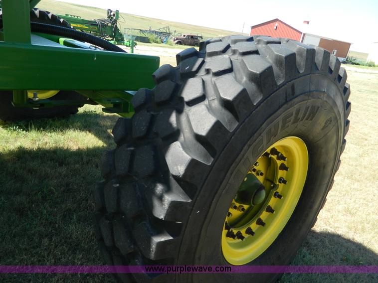 image for item J5111 2013 JD Skiles liquid cart row tracker