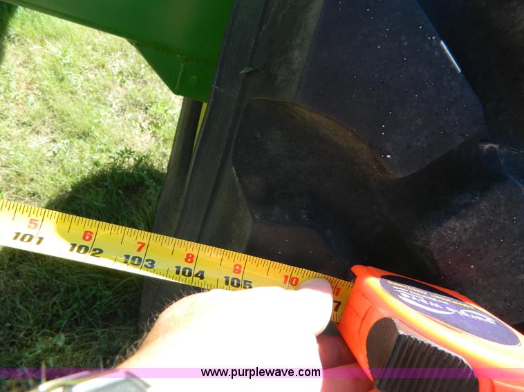 image for item J5111 2013 JD Skiles liquid cart row tracker