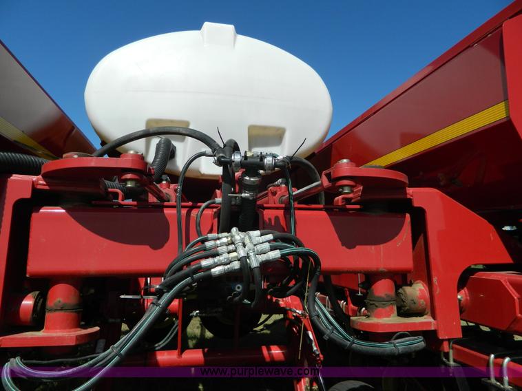 image for item J5112 Sunflower 9421 grain drill